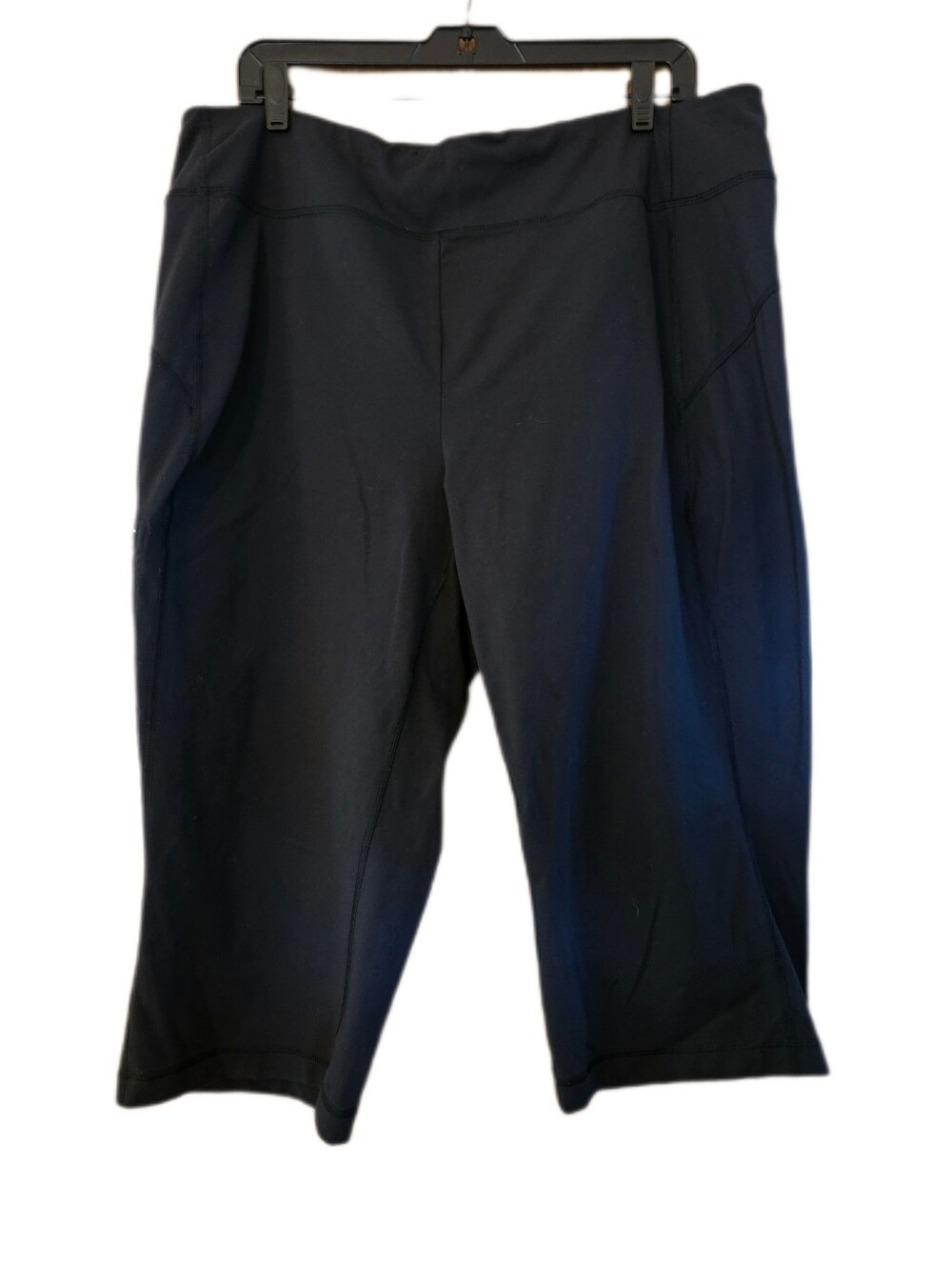 Duluth Trading Company Black Cropped Work Out/ Yoga Pants Size XL